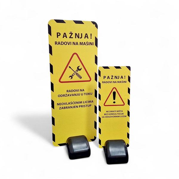 Stajaca štampana info tabla sa punjivom bazom
